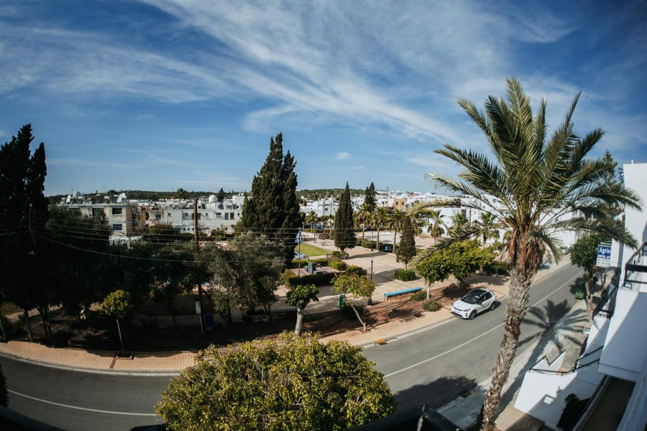 Ovis Hotel Apartments Ajía Nápa Eksteriør bilde