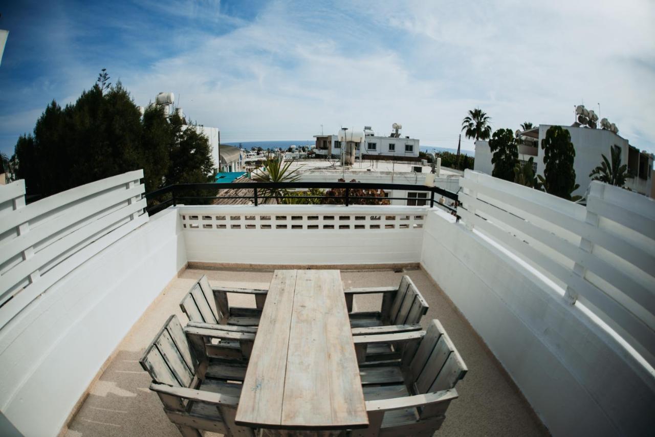 Ovis Hotel Apartments Ajía Nápa Eksteriør bilde