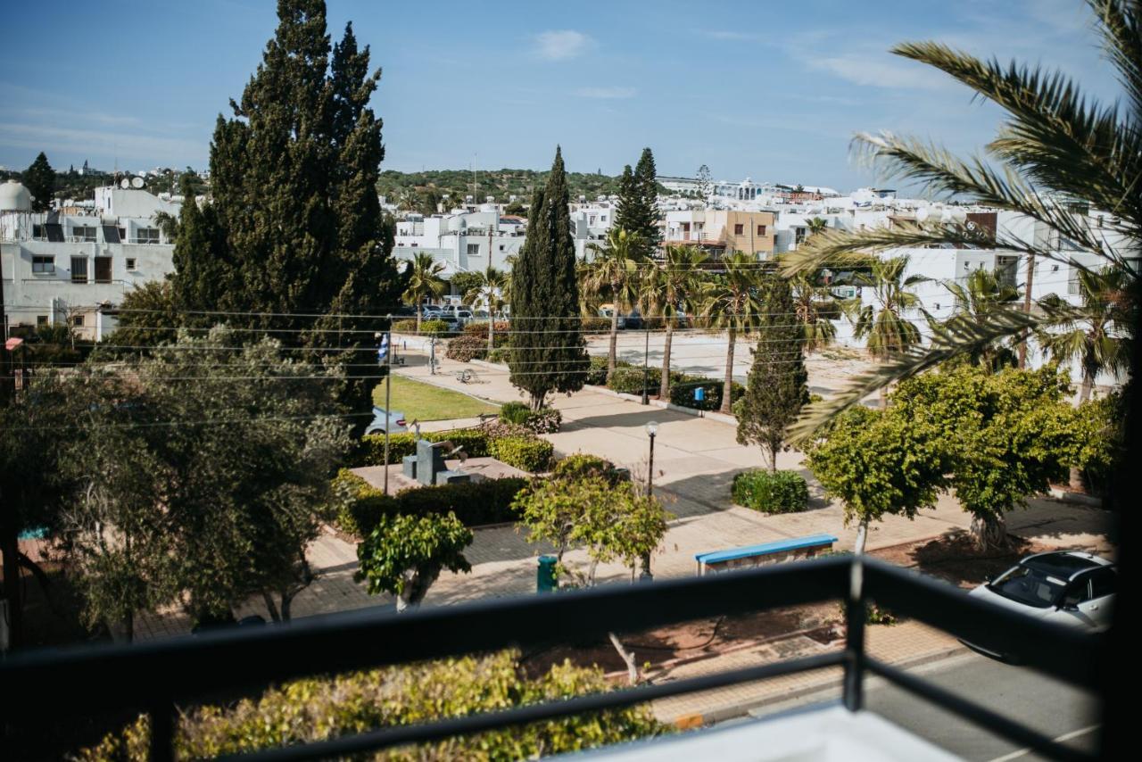 Ovis Hotel Apartments Ajía Nápa Eksteriør bilde