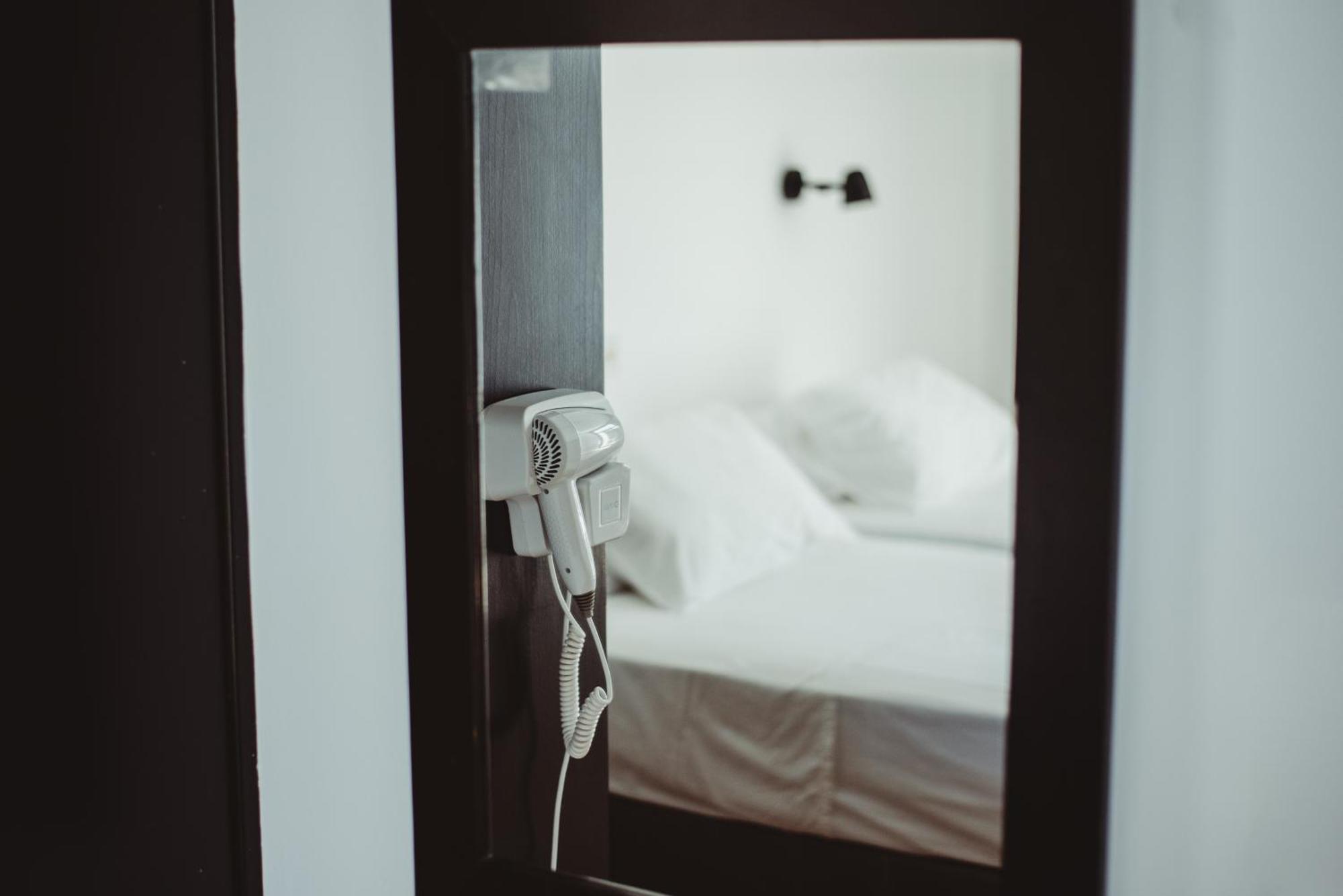 Ovis Hotel Apartments Ajía Nápa Eksteriør bilde