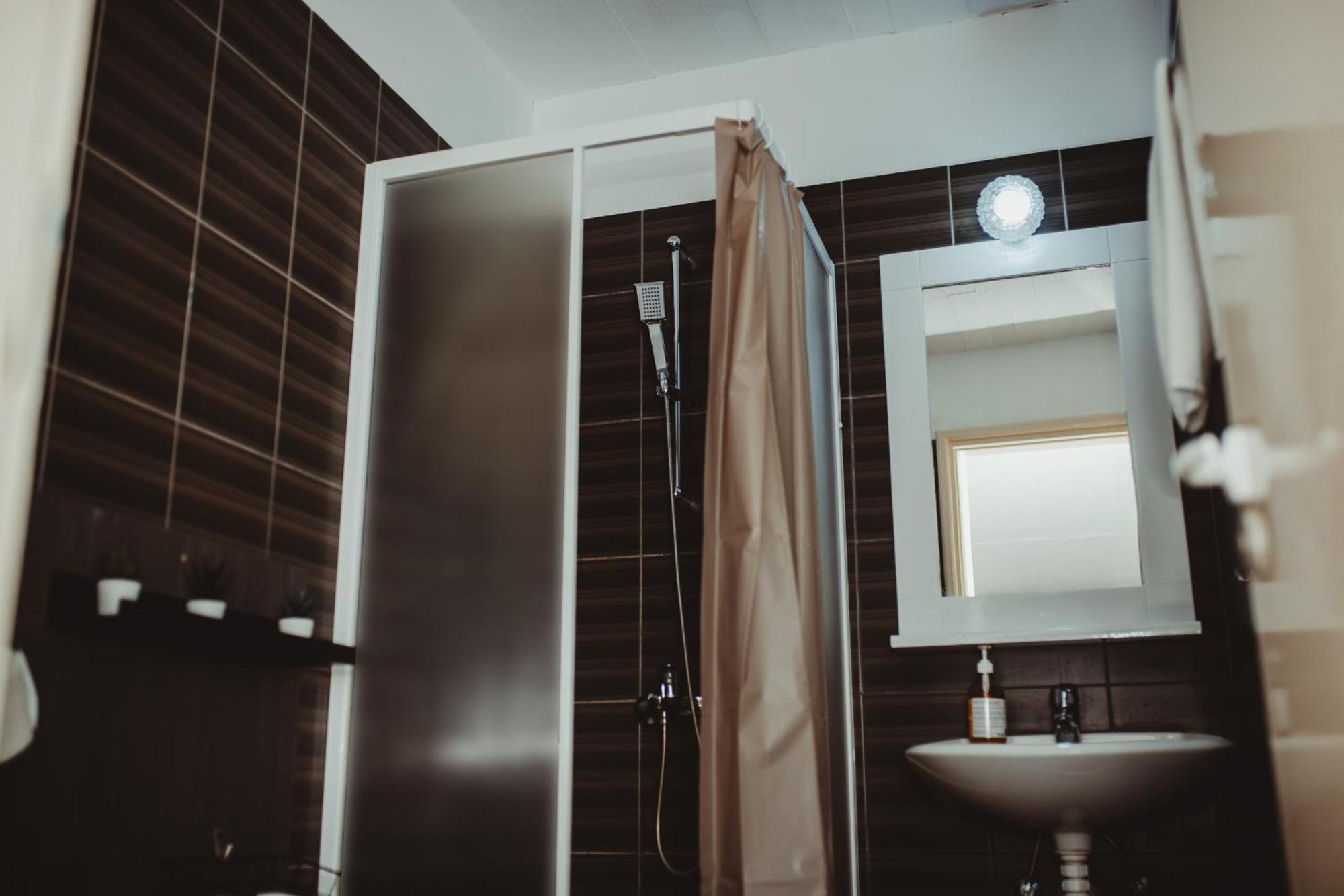 Ovis Hotel Apartments Ajía Nápa Eksteriør bilde