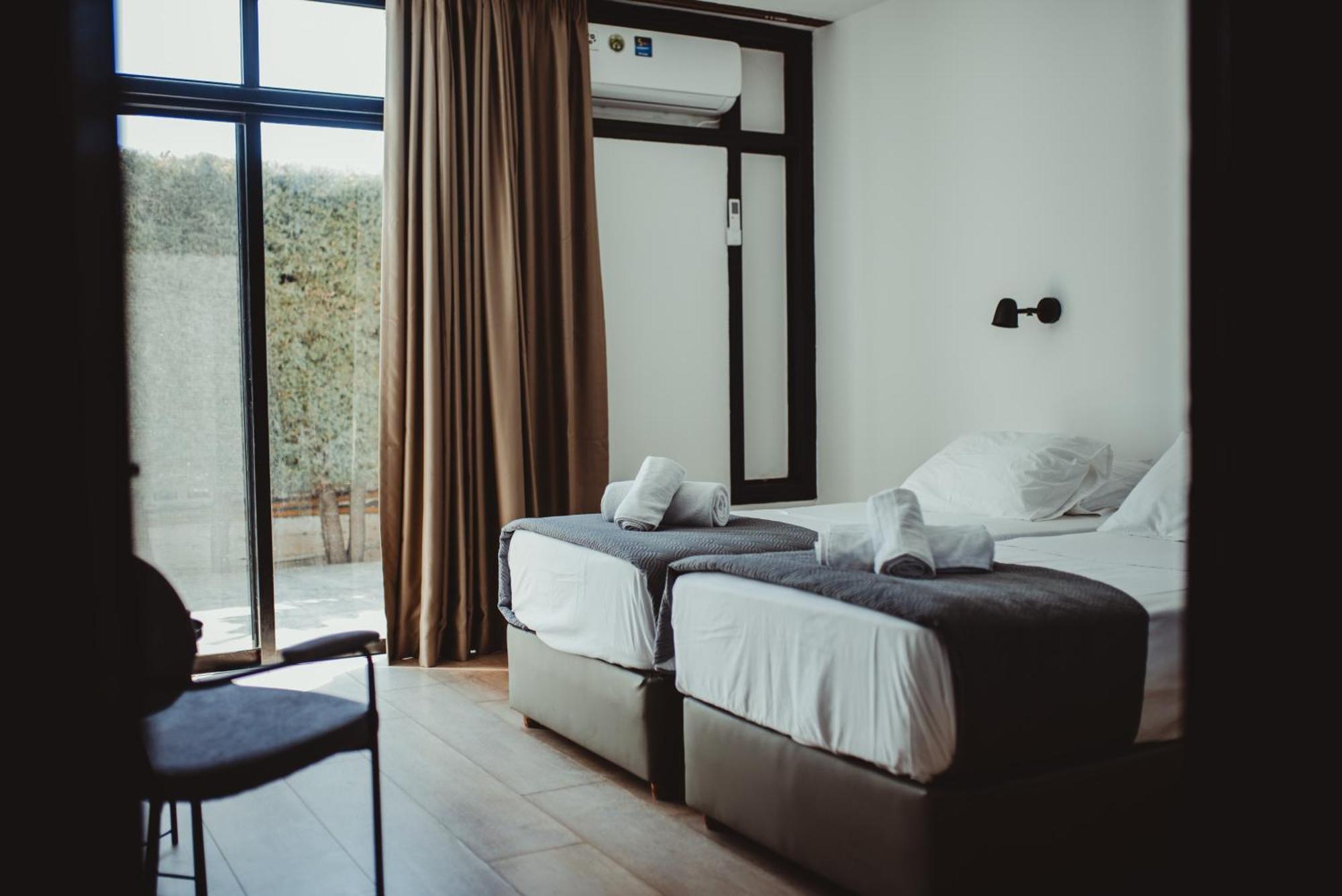 Ovis Hotel Apartments Ajía Nápa Eksteriør bilde