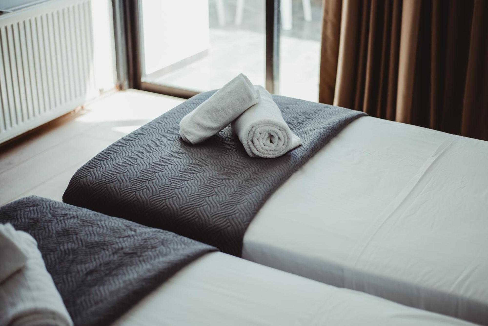 Ovis Hotel Apartments Ajía Nápa Eksteriør bilde
